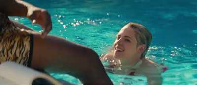 - Gonna go for a swim?
- No. - Seberg