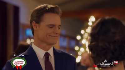 [Goo-Goo Dolls
"This is Christmas" playing] - Christmas She Wrote