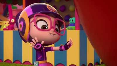 Goo-gripper gloves, activate! - Abby Hatcher