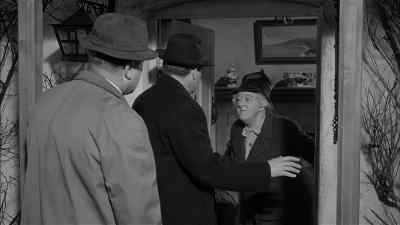 - Good afternoon, Inspector.
- Miss Marple? - Murder at the Gallop