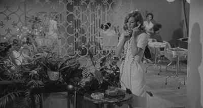 Good afternoon,
Irene's beauty salon. - The Night Walker