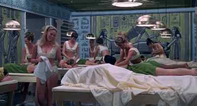 Good afternoon, Madame. - Pussycat, Pussycat, I Love You