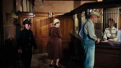Good afternoon.
This is the Barrow Gang. - Bonnie and Clyde