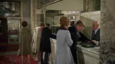 - Good afternoon.
- Yes. - Barefoot in the Park