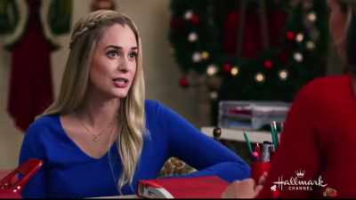 - Good.
- But he's a king who's here, - Christmas at the Palace