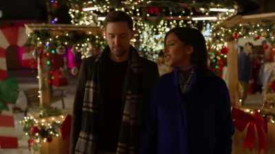 - Good.
- But I'm also not saying - Merry Magic Christmas