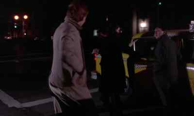- Good-bye. Ciao, Tom.
- Bye-bye, Tom. - Metropolitan