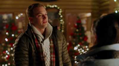 - Good, 'cause honestly,
I really do trust you. - A Sprinkle of Christmas