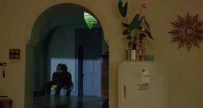 - Good day?
- What? - Shallow Grave