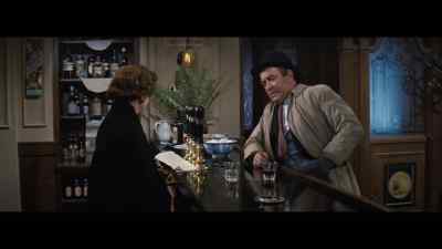- Good evening.
- Evening. - 23 Paces to Baker Street