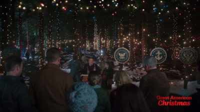 - Good evening everyone!
And Merry Christmas! - My Christmas Hero