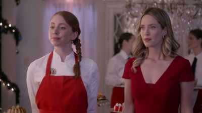 Good evening.
Good evening, ladies and gentlemen. - Catering Christmas