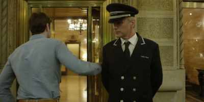 -Good evening, Guzmin.
-Miss Mitchell. Good evening. - Modern Love