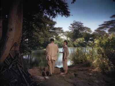 - Good evening.
- Hi, Brownie. - Mogambo