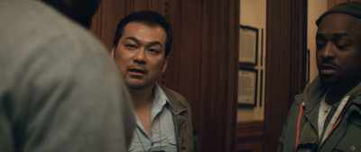 -Good evening, Judge.
-Judge, we have a warrant - Respect the Jux