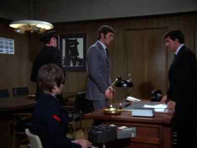 GOOD EVENING, MR. NORRIS.
I'M DETECTIVE LIEUTENANT RAB. - Mission: Impossible