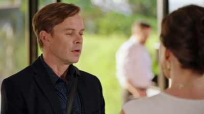 - Good evening, Oscar.
- Devan. - Smart Home Killer