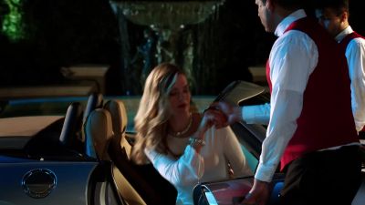 Good evening, sir. - CSI: Crime Scene Investigation
