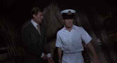 Good evening, sir. - The Man with the Golden Gun