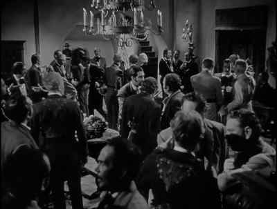 - Good evening.
- Why are we meeting here, Señor Vega? - The Mark of Zorro