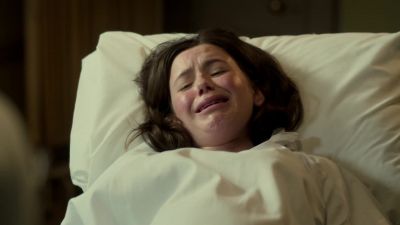 - Good girl!
- It hurts so much! - Call the Midwife