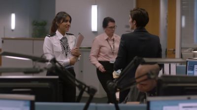 - Good to go, boss?
- Yeah, let's do this. - Line of Duty