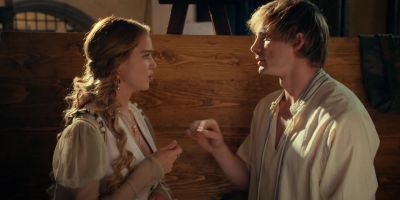 Good, good.
Bring that over here. - Medici: Masters of Florence