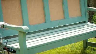 Good job.Dare we sit on it?
What if it rains? - James May and the Dull Men