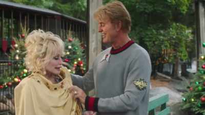 - Good lord how'd you get so big?
- Ah, same way you got so small. - Dolly Parton's Mountain Magic Christmas