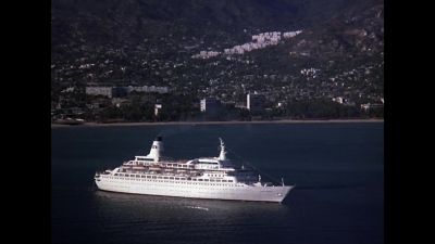 Good morning,
and welcome to acapulco. - The Love Boat