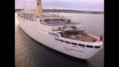 Good morning,
ladies and gentlemen. - The Love Boat