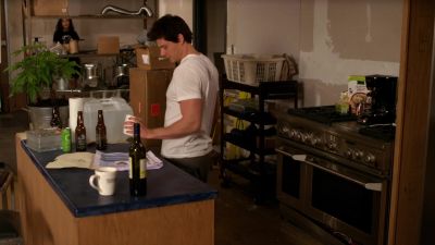 Good morning, mom. - Weeds