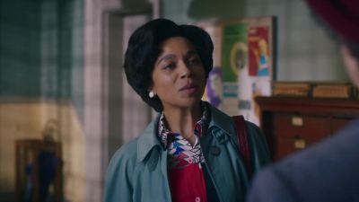 Good morning, Nurse Robinson. - Call the Midwife