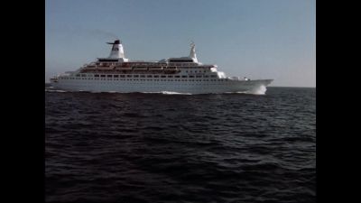 Good morning, passengers.
We are now serving - The Love Boat