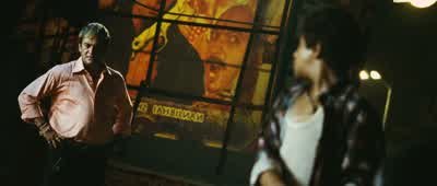 My enemy's enemy is a friend - Slumdog Millionaire