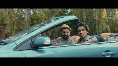 Good news is, that I can't go
inside, because everyone knows me here. - Teefa in Trouble