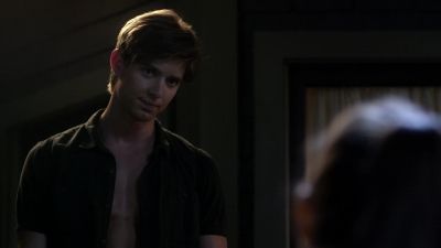 GOOD NIGHT. - Pretty Little Liars