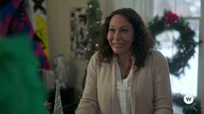 Good! Now...
(laughing) - My Grown-Up Christmas List