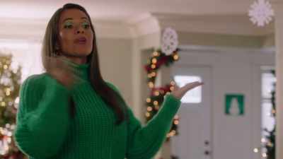 Good, now open up
those vowels a bit more. - Jingle All the Way to Love