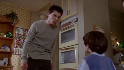 Good. Now see if
he'll get you a soda. - Malcolm in the Middle