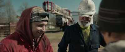 -Good old
steak and eggs, huh?
-Thank you. - Little Woods