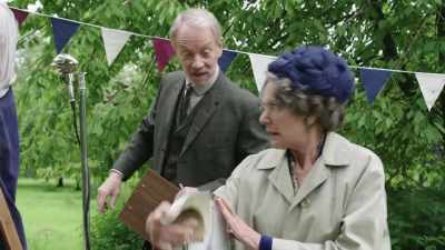  -Good, please, just...
 -[Brutus sprinkling pee] - Sister Boniface Mysteries