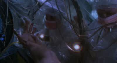 Good. Last connection going on. Stand clear, please. - 12 Monkeys