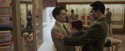 - Good to see you.
- Got a gift for you, from Egypt. - Bigger