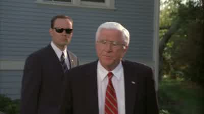 Ah good The Air Force is here with those new round planesWe don't have round planes sir - Scary Movie 3