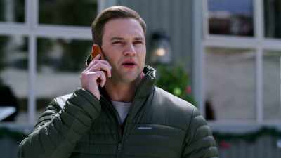 - Good.
- Yeah. - A Sprinkle of Christmas
