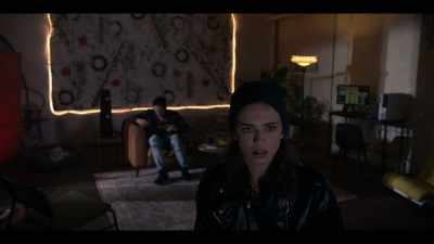 - Goodbye.
[Hunter chuckles] - AIMEE: The Visitor