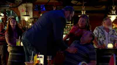 Goodbye, Kenneth. - Benidorm