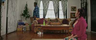 Gordo, we need to
get a new tree. - How the Gringo Stole Christmas