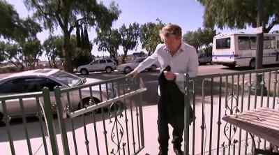 Gordon
Ramsay has just one week - Kitchen Nightmares
